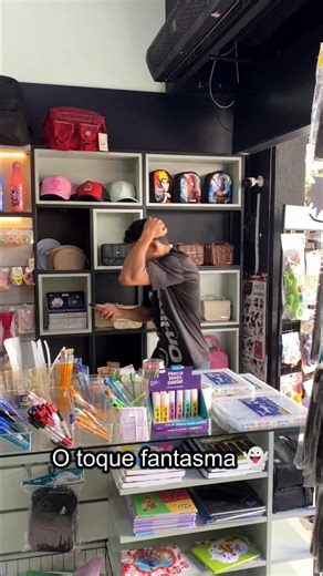 On-line Informática on Instagram: "O celular possuído 👻"