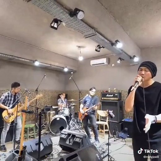 Anji x Drive latihan . #rudyjoe #drums #anji #song #viral