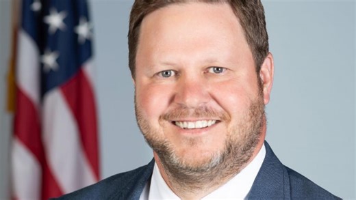 Mandeville residents re-elect Clay Madden as mayor