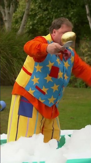 Let's have a golden egg race with Mr Tumble #ytshorts #mrtumble | Mr Tumble and Friends