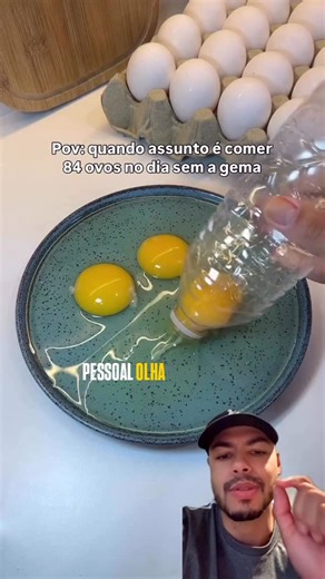 Tiago Dicas on Instagram: "A técnica MAIS RÁPIDA para separar a gema da clara! 😱⏳ Esquece a colher ou a peneira. Tudo o que você precisa é de uma garrafa pet limpa. Apertou, encostou, soltou... tá pronto! ✅ Quer parar de perder tempo? Se liga! Mais uma dica que salva o seu dia é comigo! 🔥 Salve esse vídeo para testar na próxima vez que for para a cozinha! 💾 #dicacomtiago #hacks #lifehacker #cozinhafacil #diy reelsviral"