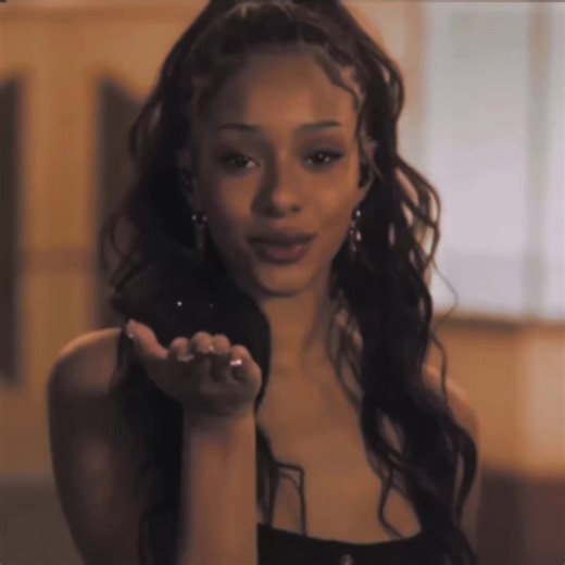 nothing is confirmed, but it isnt looking too good for manon. manon, just know that everyone is here and we respect if you no longer want to be apart of katseye. i will always support manon, ive loved her ever since dream academy and its been so fun watching katseye grow. i really hope the leaks arent true :(( pc: sweetlydevoted #katseye #manon #fypシ #xyzbca #edit @𝓡ea 𝓒ooper ! ★ @cultclassic @emme🦉 @🌀🔆 gia ᰔ ݁ ˖ @𝐥𝐚𝐥𝐚 🪽 @ryn ❁ @mel @tara ♡ྀི