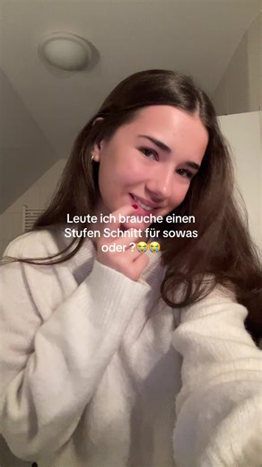 Butterfly Haircut: Tipps für den perfekten Stufen Schnitt