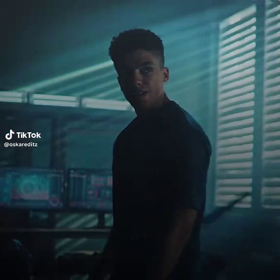 Exploring the Evolution of Robin in DC Titans