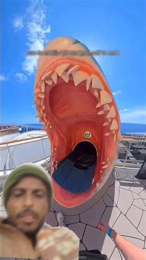 Diy let's make a walking farmer toy 🧑🏻‍🌾 Easy kids craft 🧑🏻‍🌾🪀😨#shorts​ #trending​ #viral​ #funny​