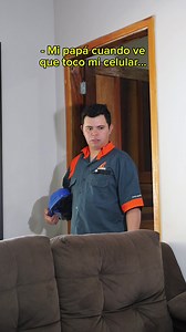 Papá usando HONOR Magic 8 Lite — Papá siendo papá (video humor)