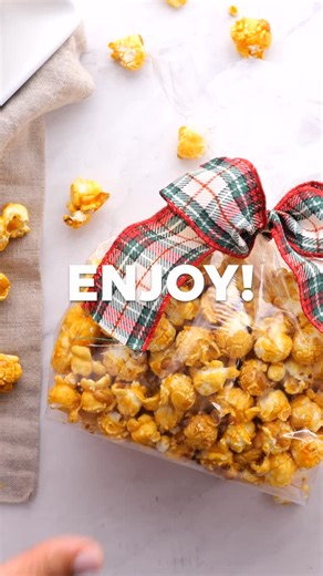 Southern Plate | Easy Southern Recipes | Comment RECIPE to save this Caramel Corn! 🍿✨ This is a GOOD one for gifting. Sweet, crunchy, and easy to make in a big batch, so it’s... | Instagram