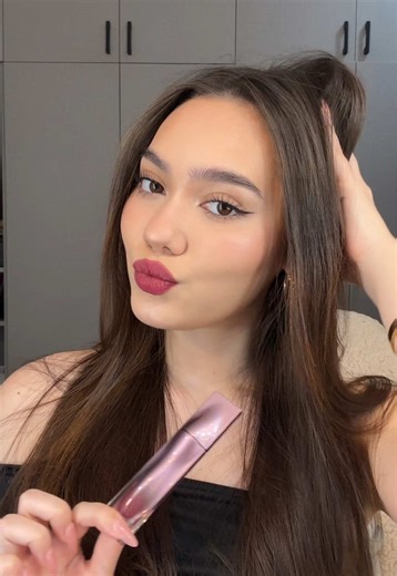 Discover the Best Lip Color: HELION 09