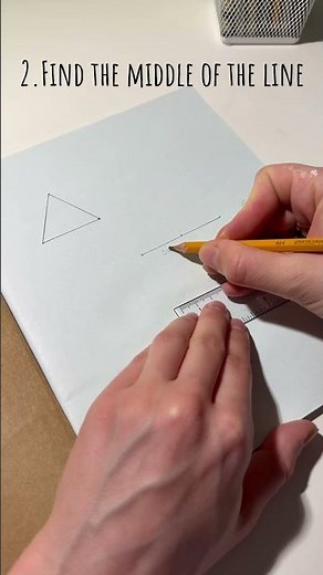 How to draw a perfect isosceles triangle 📐 #geometry #drawing #easydrawing #triangle