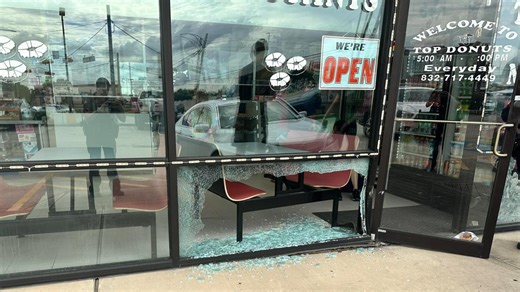 Donut shop customer injured when car crashes through window in Klein area, Pct. 4 says