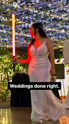 The best wedding dances aren’t just about the moves—they’re about the love, fun, and unforgettable moments you share. 💖✨ Imagine saying “I do” and celebrating with epic Lightsabers, laughter, and pure joy, all perfectly captured for you. From magical surprises to luxury experiences, every detail turns your dream wedding into reality. 🥂💍 📸: @izzopro @jazzyg.lv @erikg_lv #overseaswedding #destinationwedding #weddingabroad #luxurydestinationwedding #weddingdance