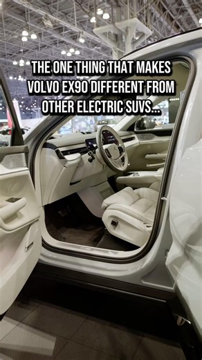 Volvo EX90 Sunroof Goes From Clear to Opaque?! Electric SUV Cool Feature! #nyautoshow #evs