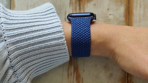 How to Pick the Right Apple Watch Solo Loop Band Size