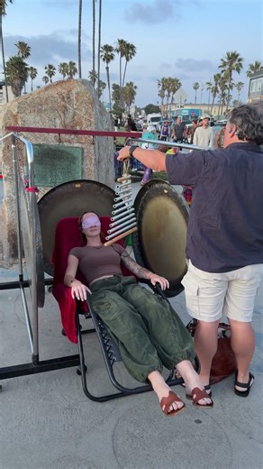 🚨 Sound Healing Takes Over Ocean Beach San Diego 🌊🔮 You Won’t Believe This Street Experience
