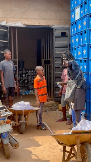 social experiment that will make you cry | Kiss Prank Stories