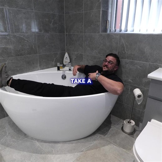 Southampton, Basingstoke, Worthing, and Bournemouth Homeowners! How Does A FREE Bluetooth Ceiling Speaker Worth £250 on Your New 2025 Bathroom Sound? Click here for more info ⬇️ https://mast-innovations.com/free-quotes If your bathroom is looking dated or has seen better days, it might be time to redesign. At Mast Innovations, we specialise in creating bespoke bathrooms, and offer: ✅ A Free Quote & Design ✅ FREE Bluetooth Ceiling Speaker Worth £250 ✅ Backed by Dozens of 5-Star Reviews ✅ Stress-F