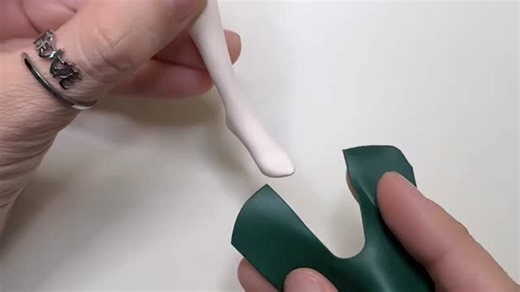 Arpa Barua on Instagram: "Clay art ~#clay #claytutorial #infinitewarmth #handmade #diy #biscuit #clayartist"