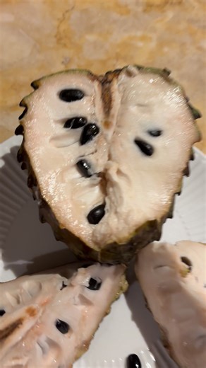 The custard apple also known as Annona Fruit • Rich in natural antioxidants that support overall wellbeing • Contains vitamin C which supports immune health • Provides dietary fiber that supports gentle digestion • A natural source of B vitamins that support energy and the nervous system • Contains potassium and magnesium which support heart and muscle function • Naturally sweet and nourishing, making it a comforting fruit for the body A soft, creamy fruit that offers nourishment and gentle supp