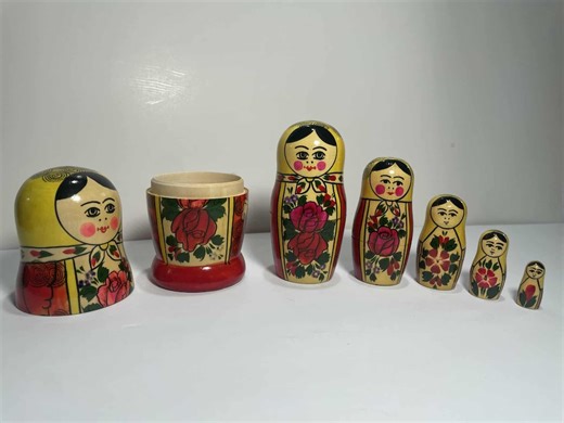 Vintage Russian Nesting Dolls | Folk Art Matryoshka Set of 6 | Soviet Era Catalog-marked Babushka Dolls | Lot #102 - Etsy