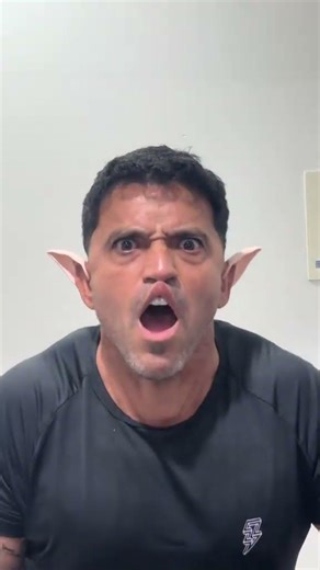 Close your eyes and boom—you’re an Elf. Sleep at your own risk!