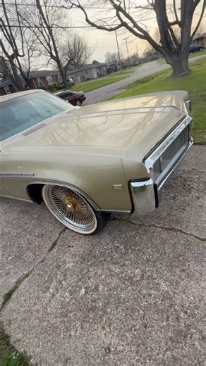 69 Buick Electra ￼