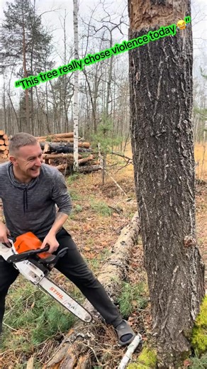 This tree really said: “Aight, I’m OUT!” 🌲💀 I just tried to cut it — and it pulled off the most dramatic fall ever. 10/10 performance. Someone give this tree an Oscar. 😂##TreeFelling #ForestryFails #ComedyVideo | Wood Collins
