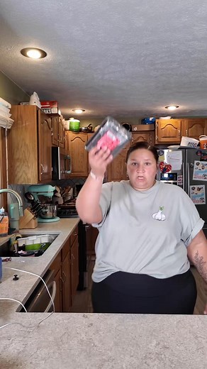 166_#AggressiveTutorials #AggressiveTutorialLady #AggressiveCookingShow #AggressiveCookingTutorials #Aggrecipes #tacoskilletmeal #onepanmeal #groundbeefrecipe #kidfriendlymeal #tacoricea | Jess Aggressive Tutorials