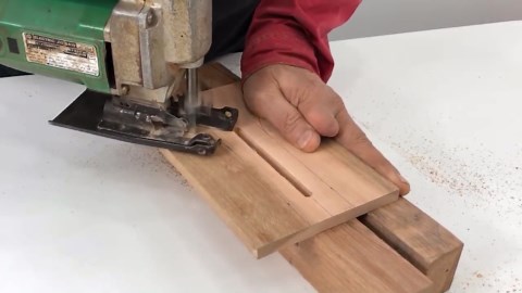 Save Your Hand: Build a Safe Device for Cutting Thin Rods on Your Circular Saw