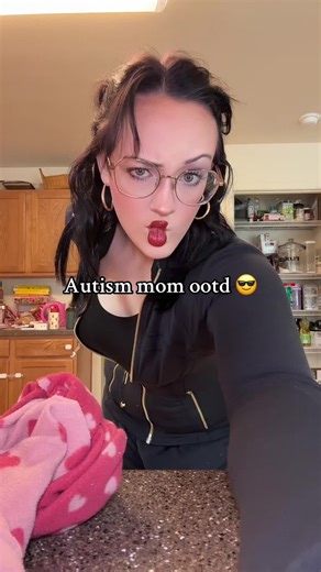 Autism mom ootd!! Top is lululemon Sweats are Nike Mom is addicted to caffeine #ootd #autismmom #sahmlife #sahmootd #outfitinspo