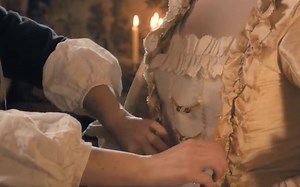 【Moonlight Cottage ASMR】皇家礼服|仆人角色扮演（着装整理、低语）