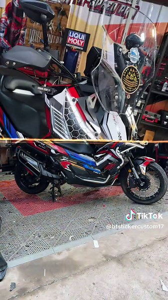 368G Sticker GUNDAM Model Kit Review