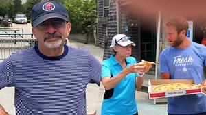 418K views · 6.7K reactions | Barstool Pizza Review Classic - The Muse (Nantucket, MA) Featuring My Parents | David Portnoy - El Presidente | Facebook