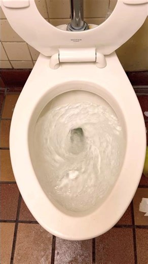 1970s American Standard Cadet Toilet Flush at KFC, San Gabriel California ￼馬桶 Inodoro トイレ 화장실 туалет