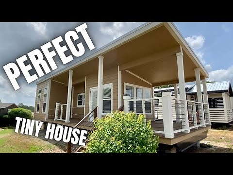 The PERFECT tiny house for any occasion! Living BIG in a tiny house! Tiny Home Tour