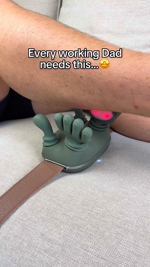 It’s like having my own personal masseur at home!🤩#massager #backpain #relax #massagemachine #neckmassager I love using this electric massage after work — it really helps me relax my back and shoulders, feels like a real massage at home | Thera Palm