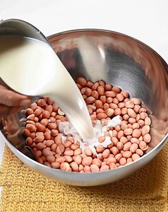 2.8M views · 52K reactions | Diwali-Special 3 ingredients Mithai recipe : This Diwali, prepare Halwai-style Mithai at home using the most basic ingredients. You'll absolutely love it! :) | Papa Mummy Kitchen | Facebook