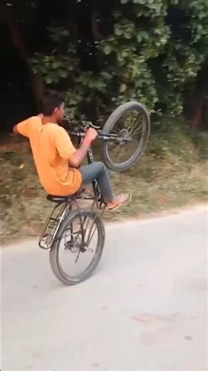how to wheelie | cycle per wheelie kaise kare #shorts ‪@MrBeast‬