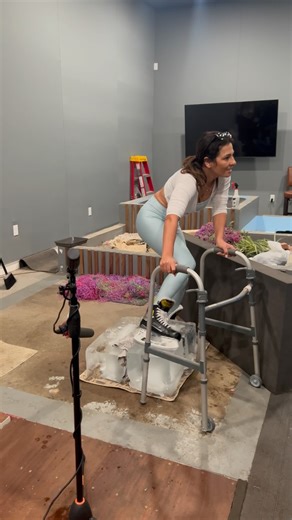 8.1M views · 163 reactions | Part/layer 2 of 4: Sound of Ice Skating for a tv show. #iceskate #iceskating #blockofice #100lbsofice #soundformovies #foleyiceskate #funatwork #reelfoleysound #uniquejob #hollywoodsoundjob #womaninsound | Reel Foley Sound | Facebook