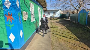 Părintele Valerian din Sadaclia și parintele Adrian sunt un exemplu demn de urmat pentru alte comunități. Au organizat o cantină socială pentru 30 de bătrâni din sat și le oferă la domiciliu odată în zi o mâncare caldă. La îndemnul preotului, am contribuit și noi cu produse pentru masa caldă a bătrânilor din Sadaclia. | Vasile Costiuc