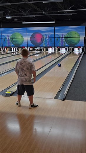 8.2K views · 119 reactions | Good shot from Knoxville High School senior, Timmy, here at today's District Tournament! Just missed the spare. | GoKnoxvilleTV | Facebook