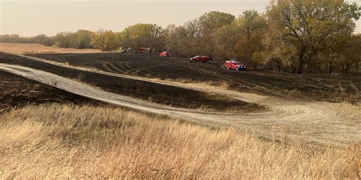 Crews gain upper hand on large grass fire south of Valley Center