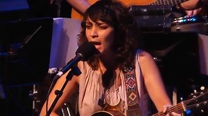 About the song: Malagueña Salerosa — also known as La Malagueña — is a well-known Son Huasteco or Huapango song from Mexico, which has been covered more than 200 times[1] by recording artists. The song is that of a man telling a woman (from Málaga, Spain) how beautiful she is, and how he would love to be her man, but that he understands her rejecting him for being too poor. About Artist: María Gabriela Moreno Bonilla (born 16 December 1981 in Guatemala City, Guatemala), professionally known as G