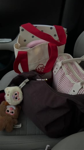 Morning Routine for Plus Size Girls: Solo Work Vlog