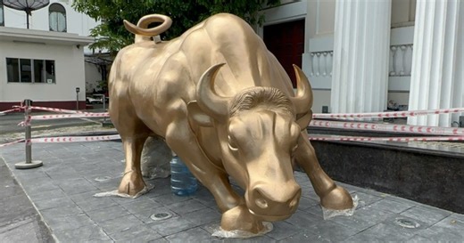 Sở Giao dịch Chứng khoán TPHCM thay biểu tượng "bò tót tấn công" sau 25 năm?