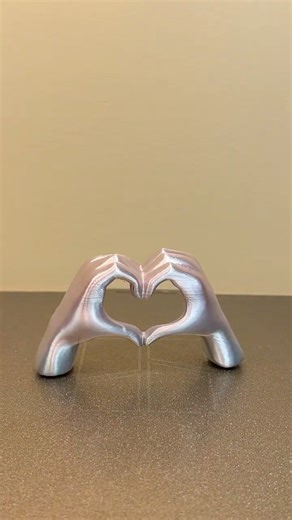 3D Printed Heart Hands Sculpture 🫶
