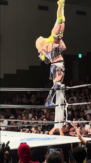 HANAKOが滞空時間の長い雪崩式ブレーンバスターでスターライト・キッドを投げ飛ばす スターダム「5★STAR GP 2026」2026年8月18日