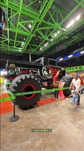 Hot Wheels Live Glow & Fire Show Was Insane! 🔥 The Ultimate Toy Car Stunt Experience!