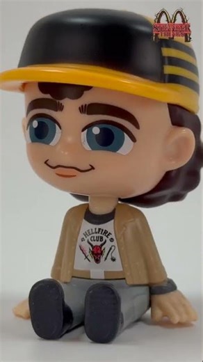 DUSTIN’s Box is the Funniest! 🧢🍟 | Unboxing Stranger Things Toy