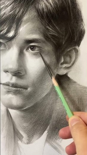 Perfect drawing is full of details everywhere #fypdrawing #charcoaldrawing #portraitdrawing