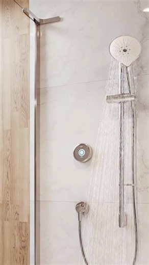 Did you know that your daily shower can do more than just keep you clean? 🚿✨ Whether you prefer hot or cold showers, each has unique health benefits that can boost your well-being. 🔥 Hot Showers: Relieve muscle tension and aches Reduce cold symptoms and congestion Lower stress levels by boosting oxytocin Cleanse and open your pores ❄️ Cold Showers: Reduce physical fatigue and increase alertness Improve hair and skin health Boost your immune system Ready to transform your shower routine? Dive i
